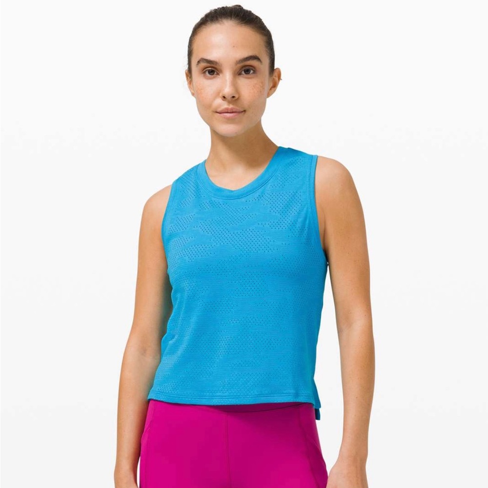 Lululemon Train to Be tank dot camo